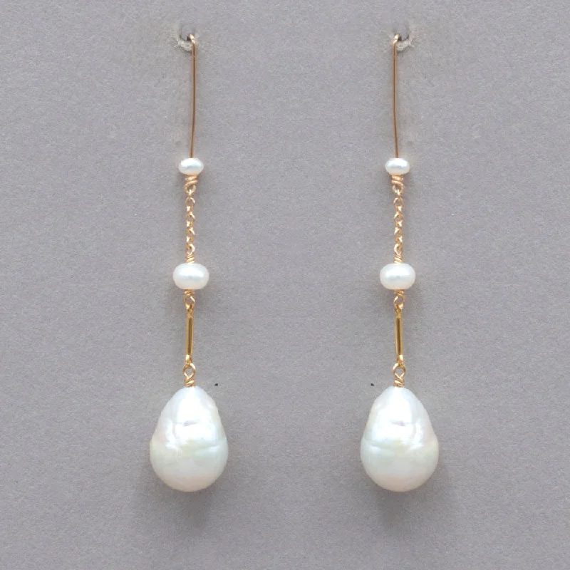 Tier Cream-Colored Pearl Earrings