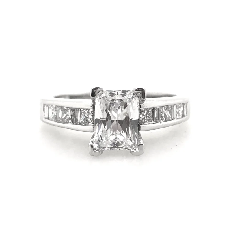 Platinum Diamond Engagement Ring