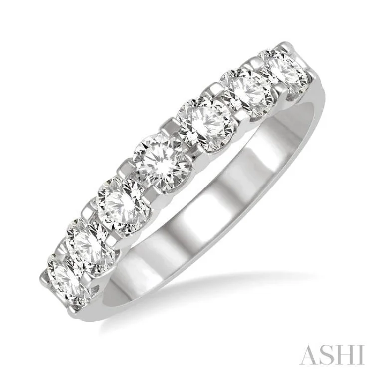 1 Ctw Round Cut Diamond 7 Stone Wedding Band in 14K White Gold