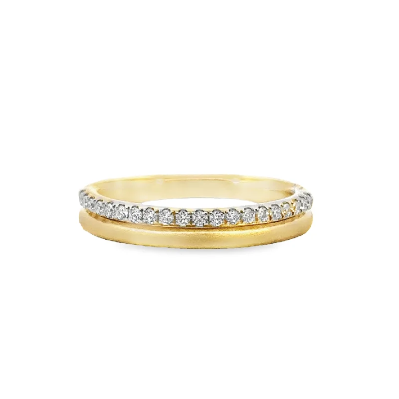 Shy Creation Yellow Gold Diamond Band