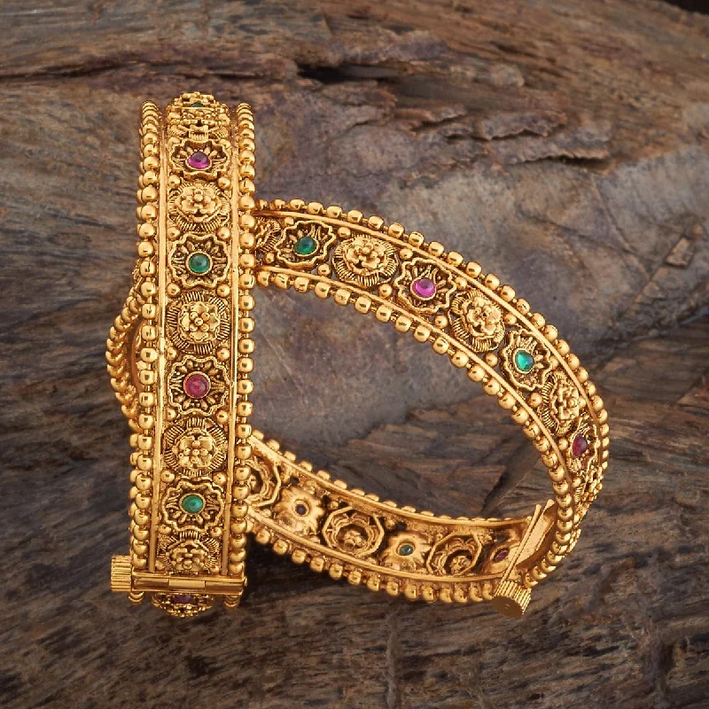 Antique Bangle 166018